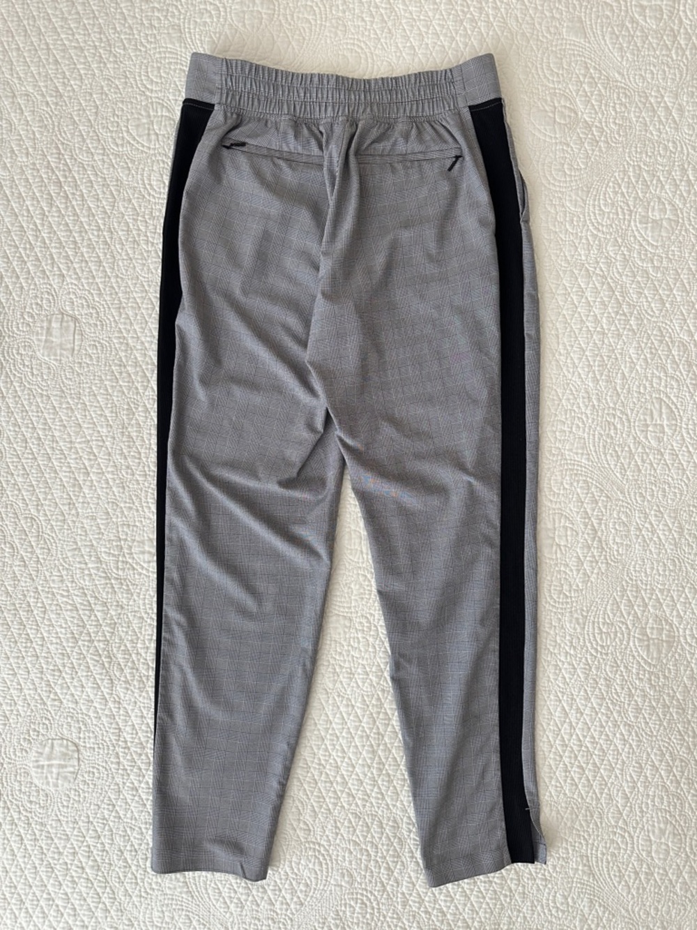 Athleta Glen Plaid Brooklyn Ankle Pant Women’s 6 Black White Side Stripe - Picture 3 of 11